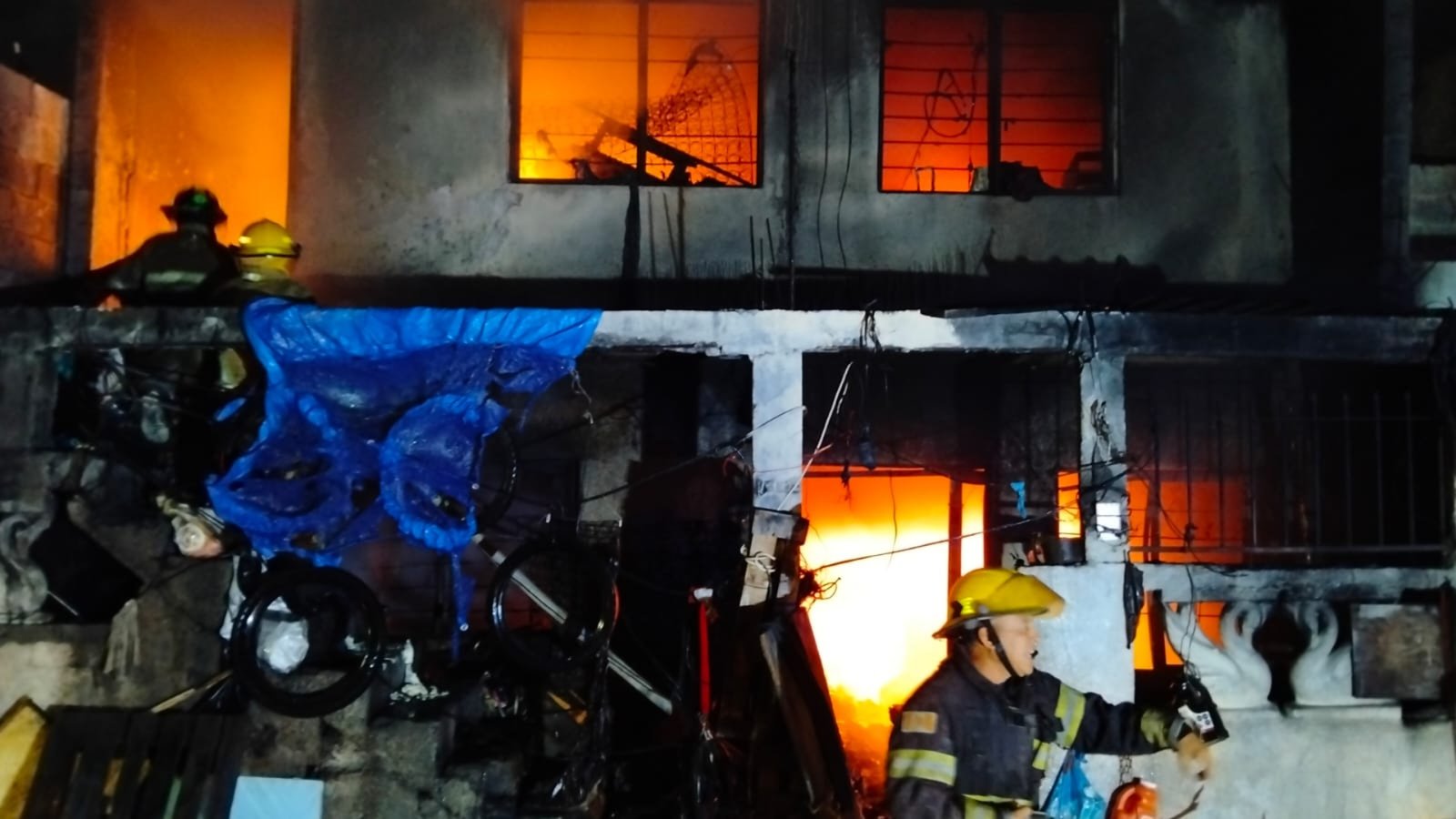 Muere hombre en incendio en vivienda en Guadalupe