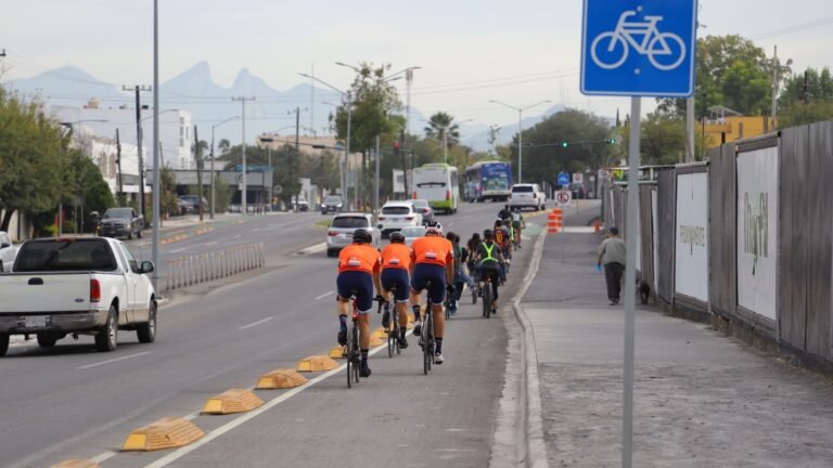 Inicia el retiro de la ciclovía de Alfonso Reyes en San Pedro