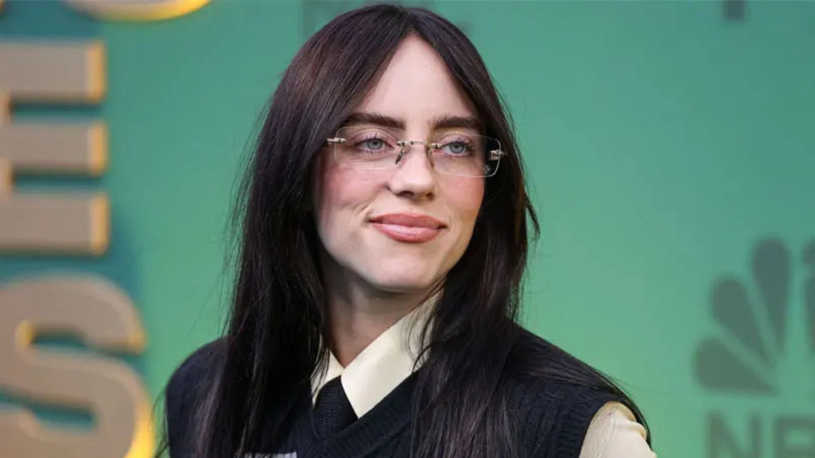 Billie Eilish sufre agresión de un fan durante su concierto en Miami