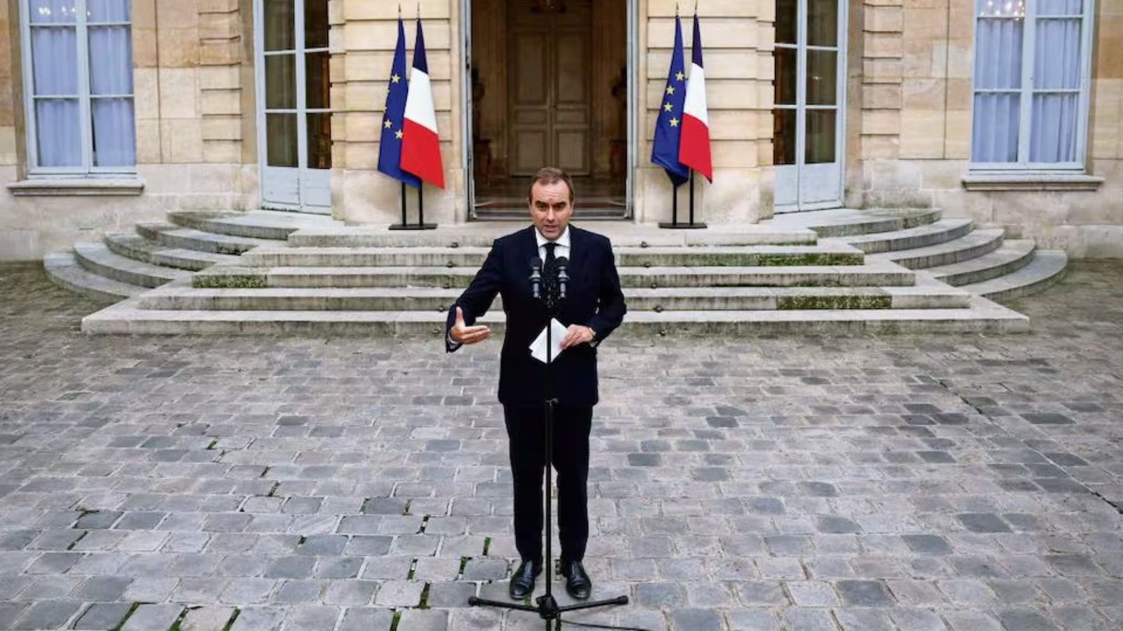 Macron vuelve a nombrar a Sébastien Lecornu como primer ministro