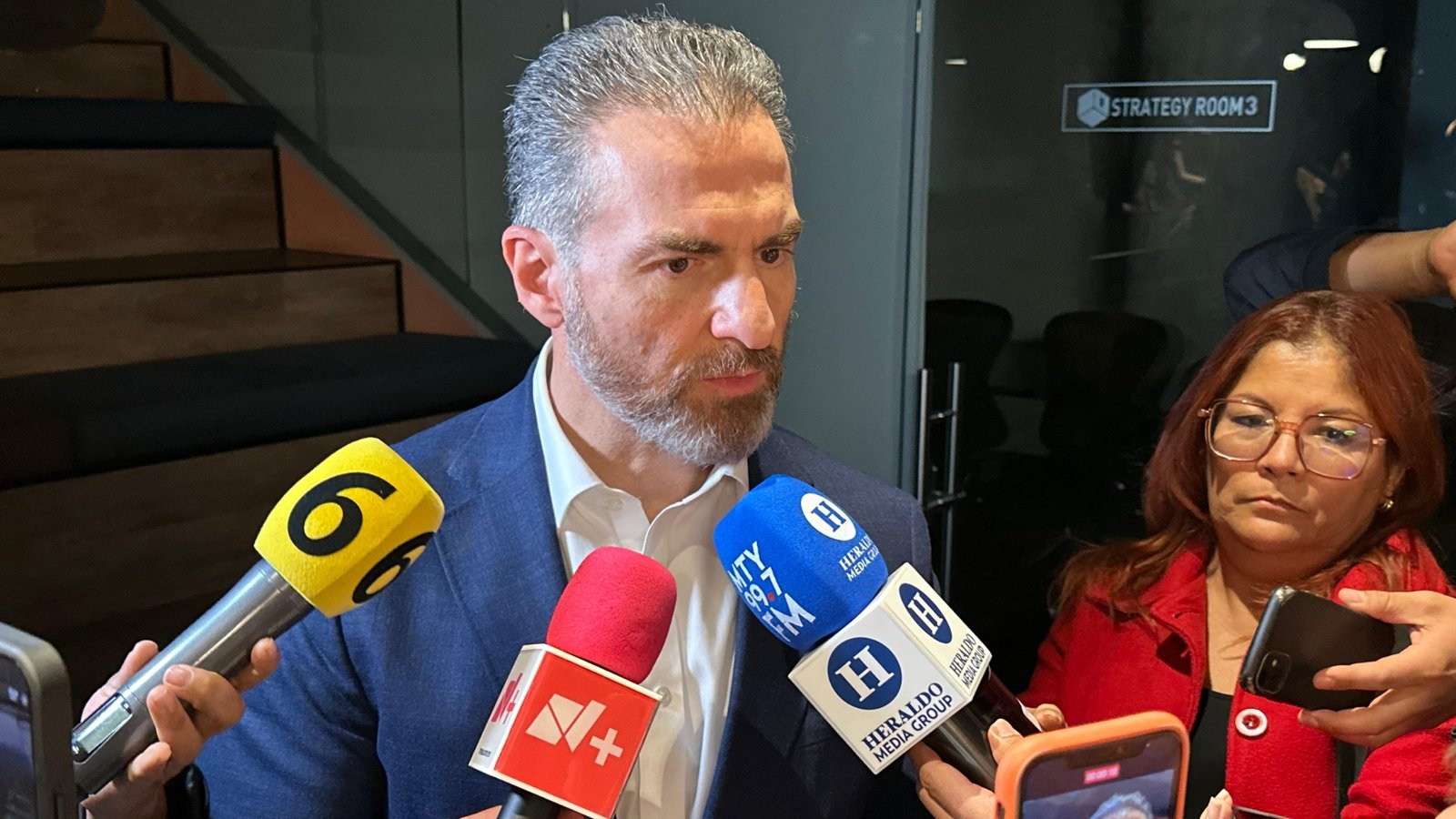 Alcalde Adrián de la Garza descarta cacería contra vehículos con placas foráneas