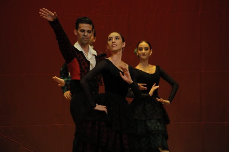 Ballet de Monterrey clausura con éxito la Muestra de Teatro Escobedo 2025