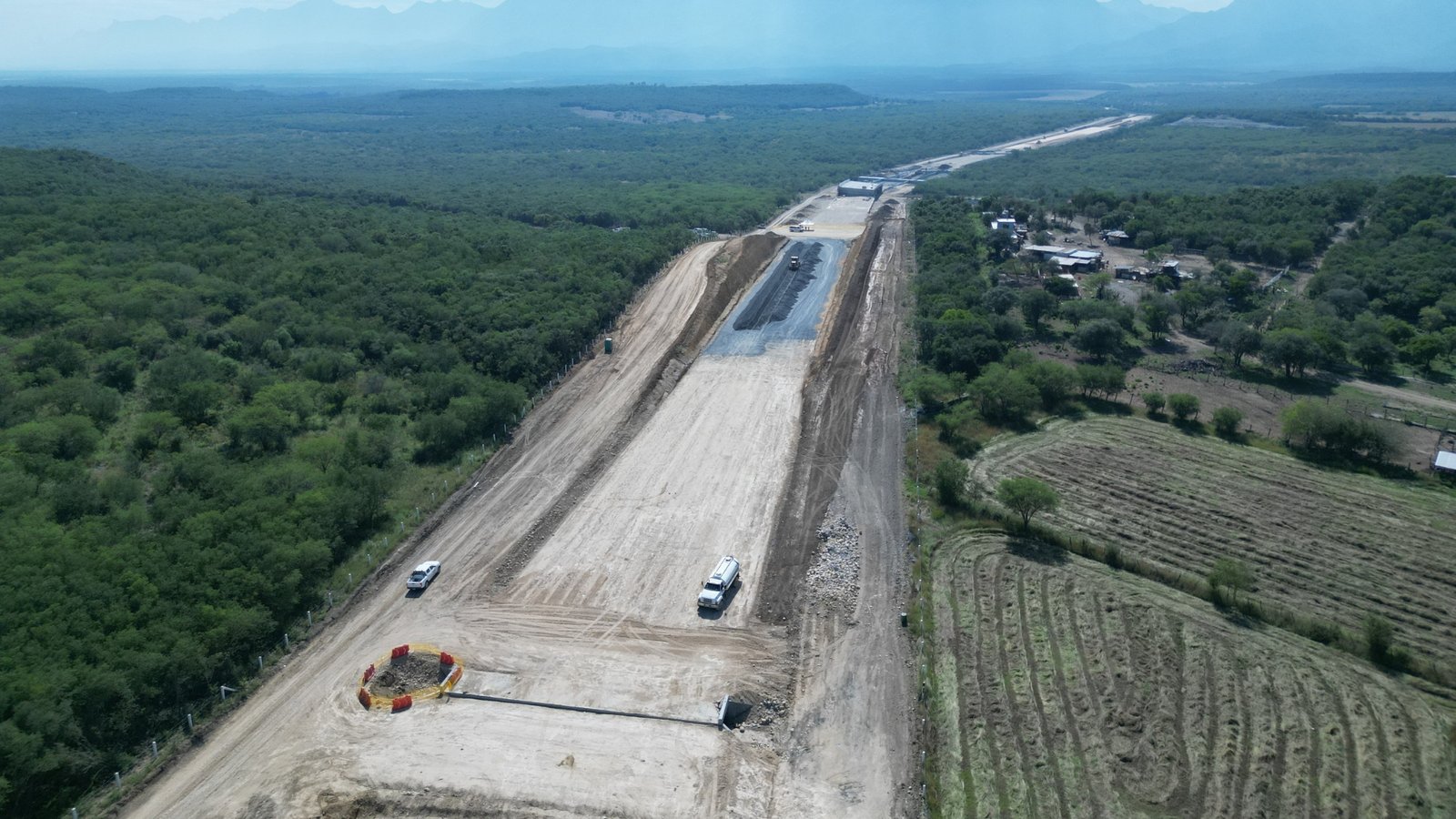 Arranca construcción del tramo 2 de la Carretera Interserrana