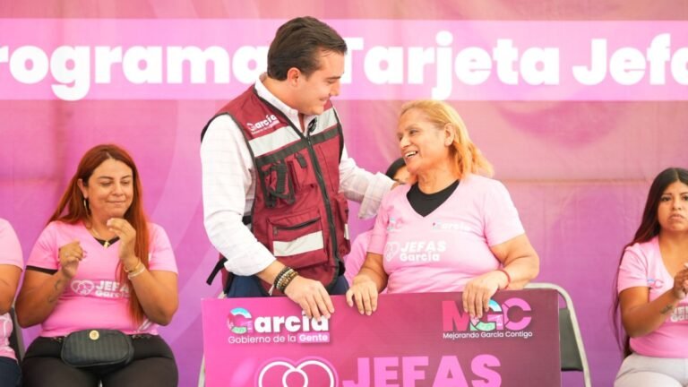 Tarjeta Jefas García Manuel Guerra Cavazos