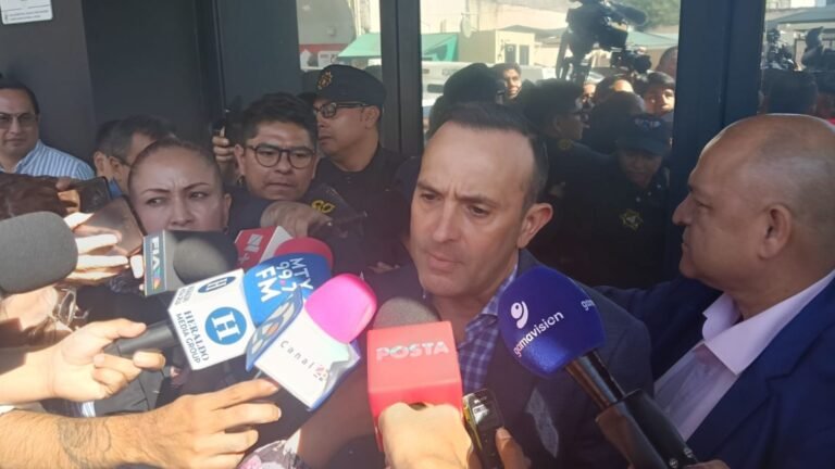 Plecas e informacion - 2025-11-13T180431.254