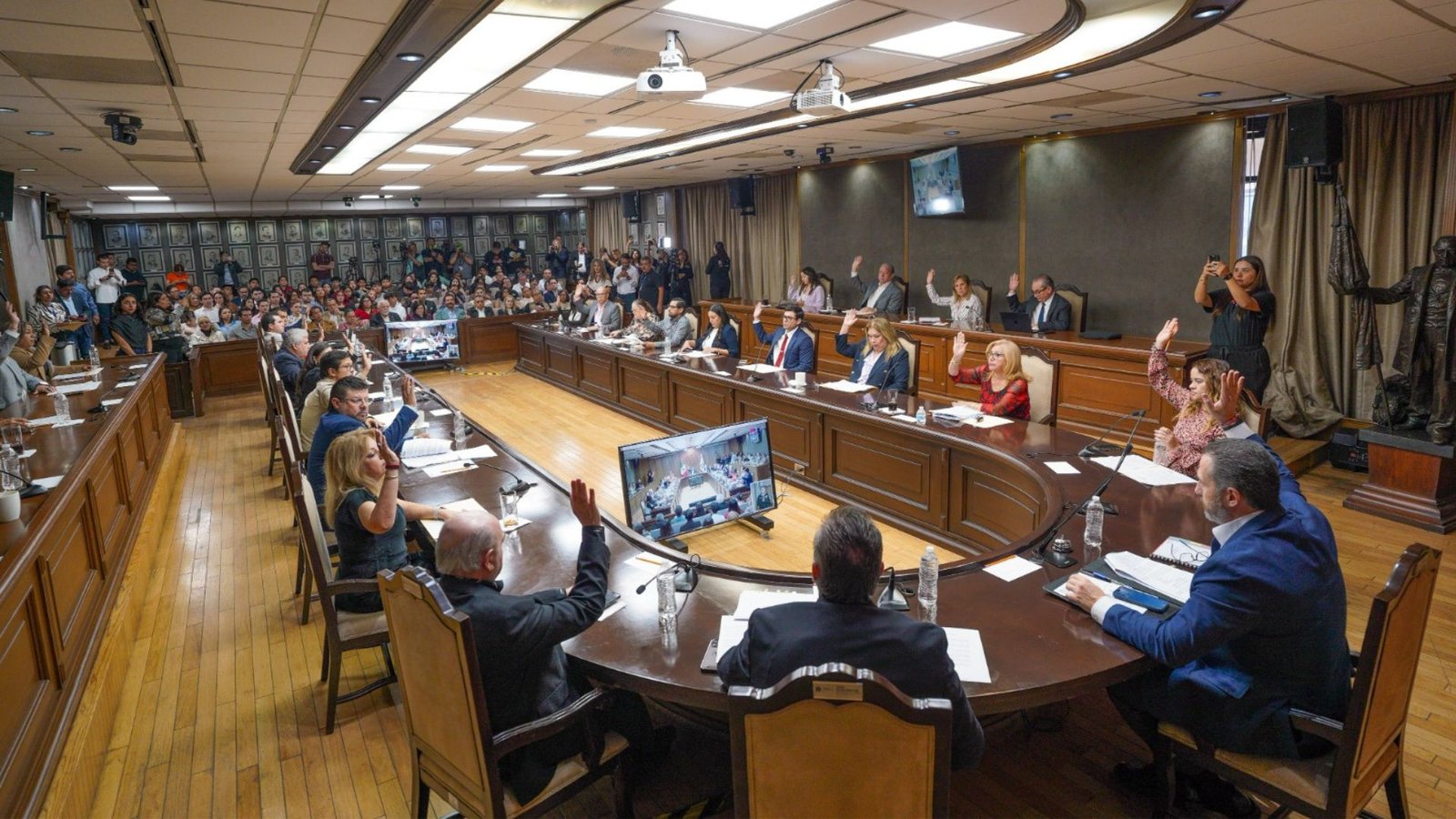 Plecas e informacion - 2025-11-14T170509.108