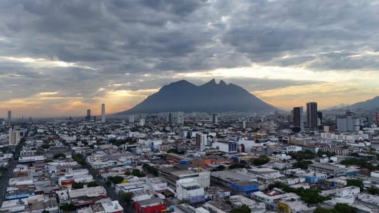 Cero de la silla amanecer 17 Noviembre 2025