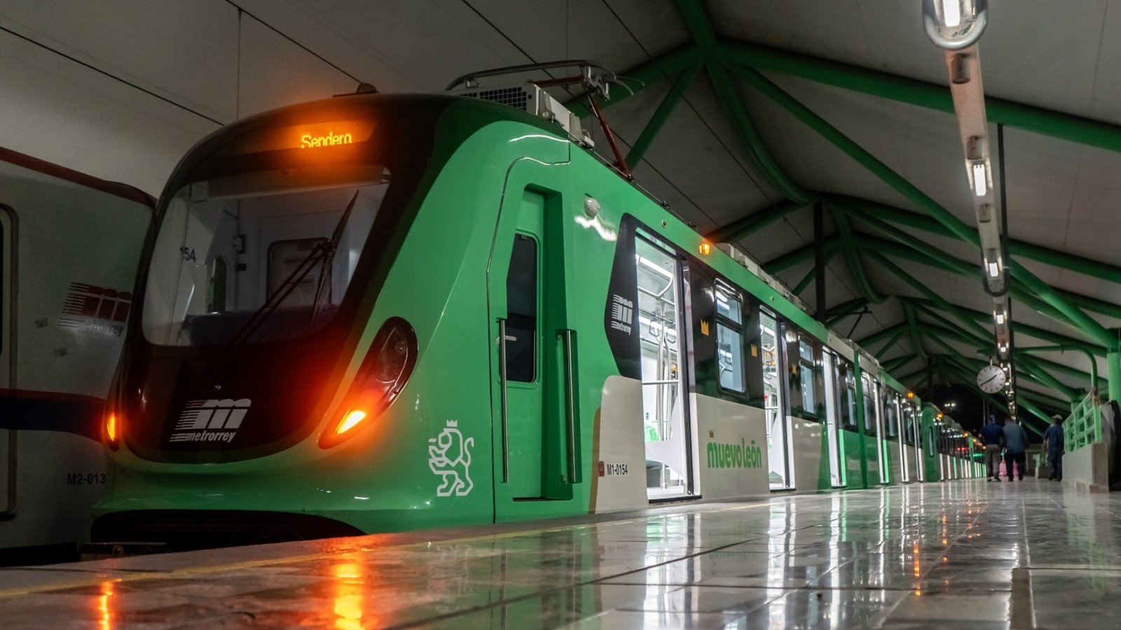 Metrorrey solicita 11 mil millones para Líneas 4 y 6.