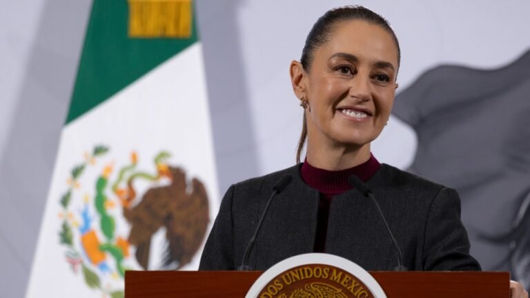 Claudia Sheinbaum presenta la plataforma educativa SaberesMx