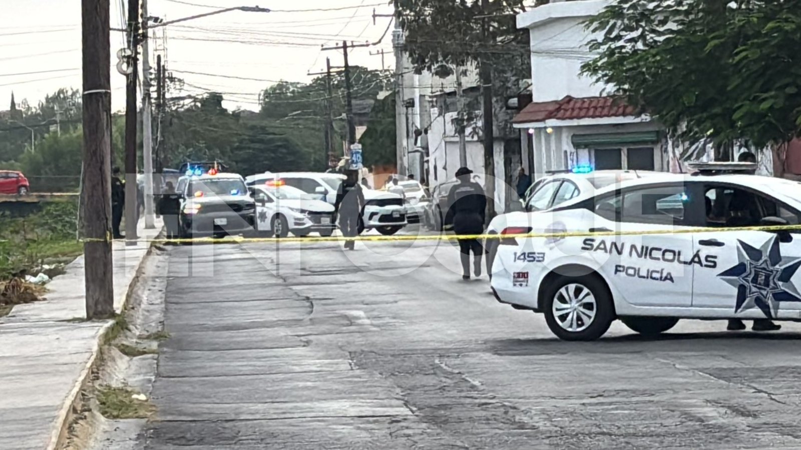 Agentes investigan ejecución de pareja en la Colonia Vicente Guerrero, San Nicolás