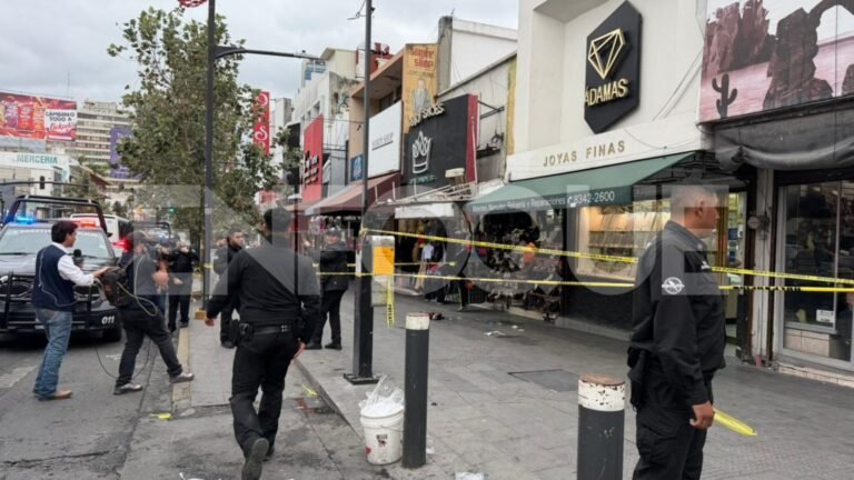 Movilización policiaca por ataque a balazos en el Centro de Monterrey