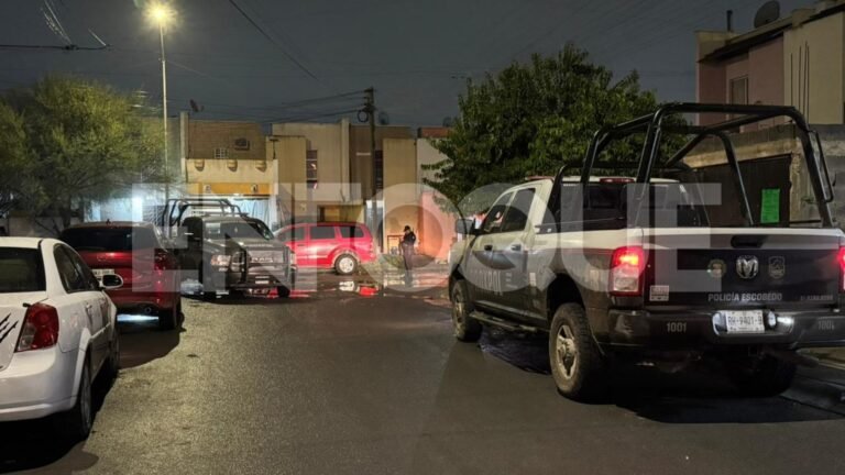 Policías investigan doble homicidio en vivienda de Escobedo
