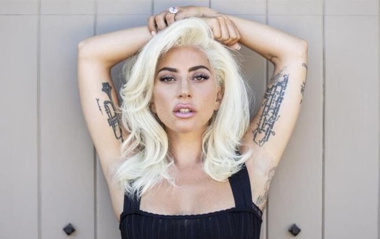 lady-0309b2b0-focus-0-0-745-622