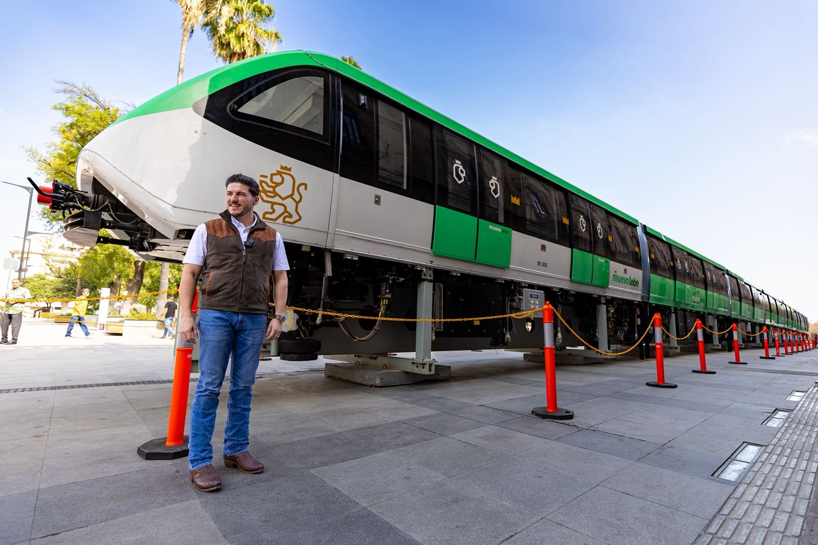 PHOTO-2025-12-23-16-25-04