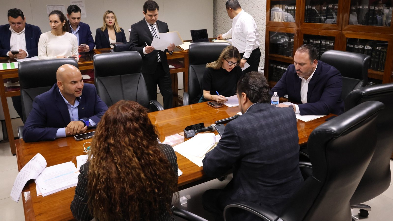 Congreso de Nuevo León analiza alzas catastrales en municipios 2026