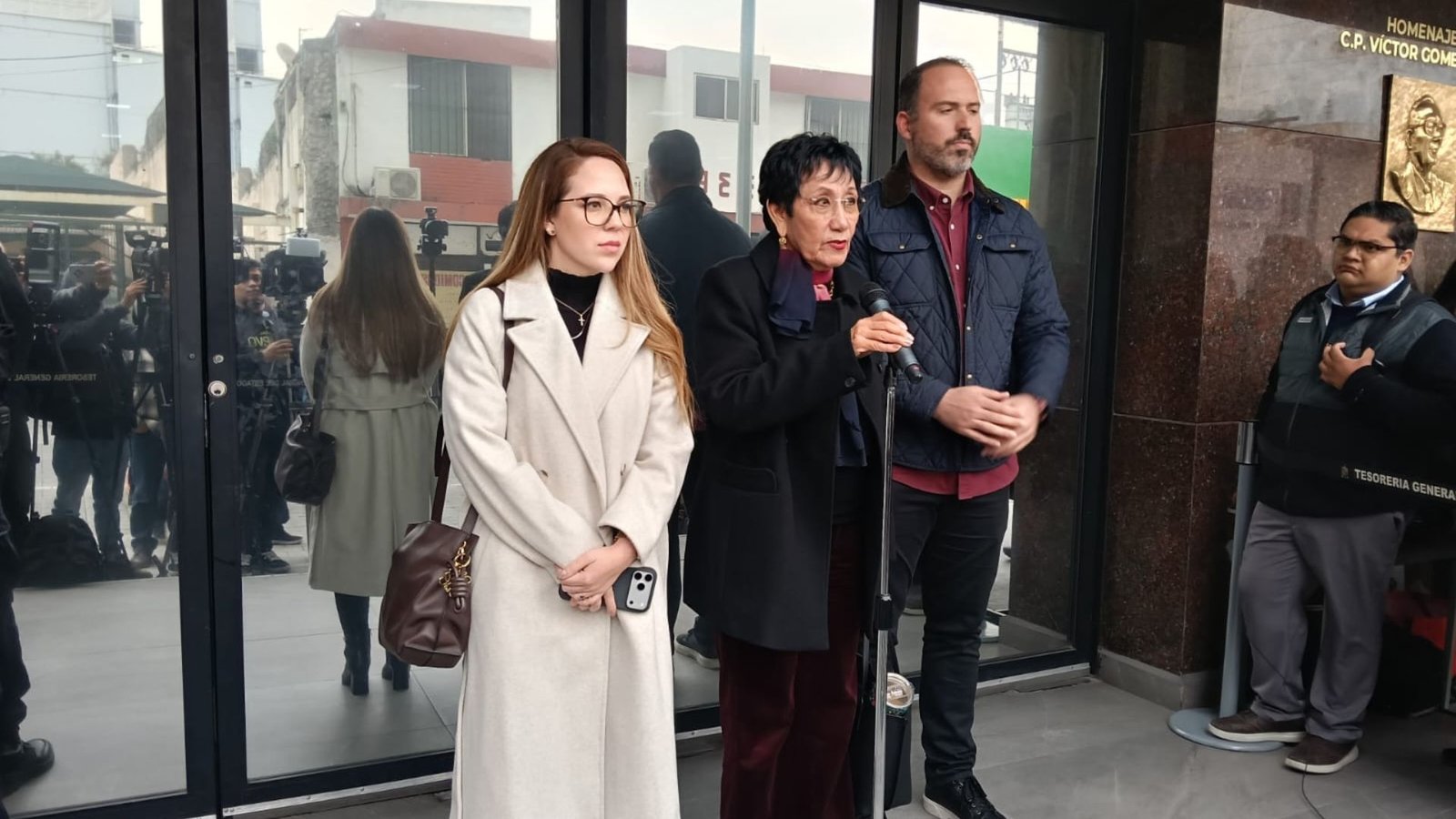 Plecas e informacion - 2025-12-02T215538.538