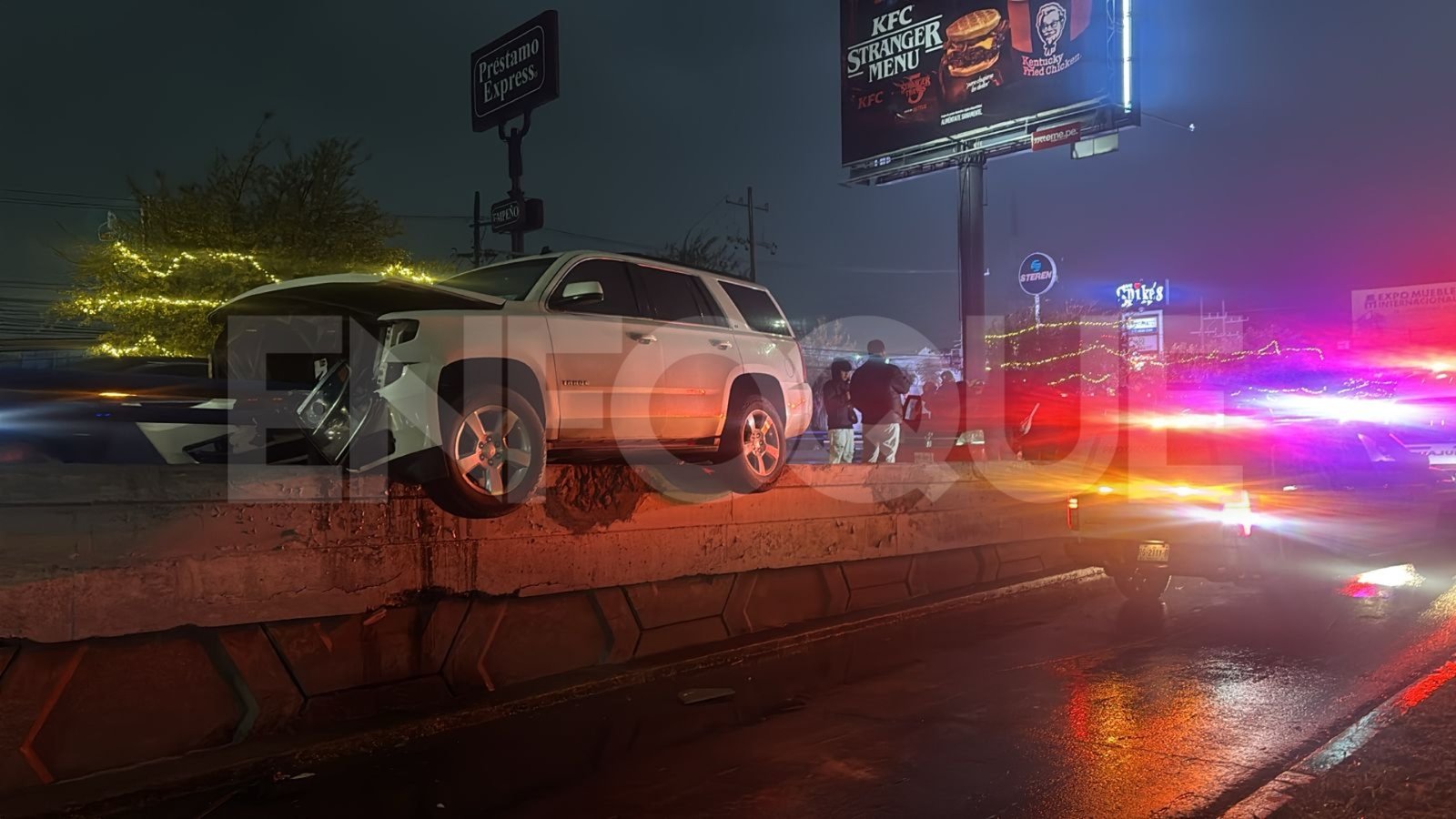 Pierde control y se impacta en puente de Díaz Ordaz, Santa Catarina