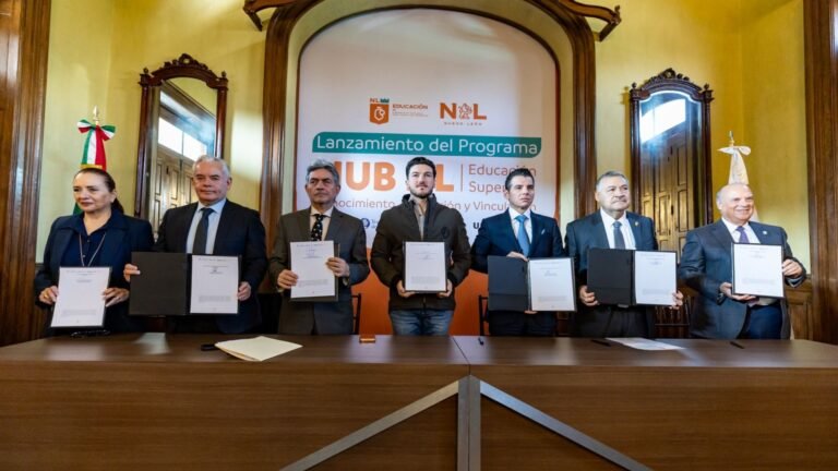 firma del convenio del Hub NL de Educación Superior en Nuevo León.