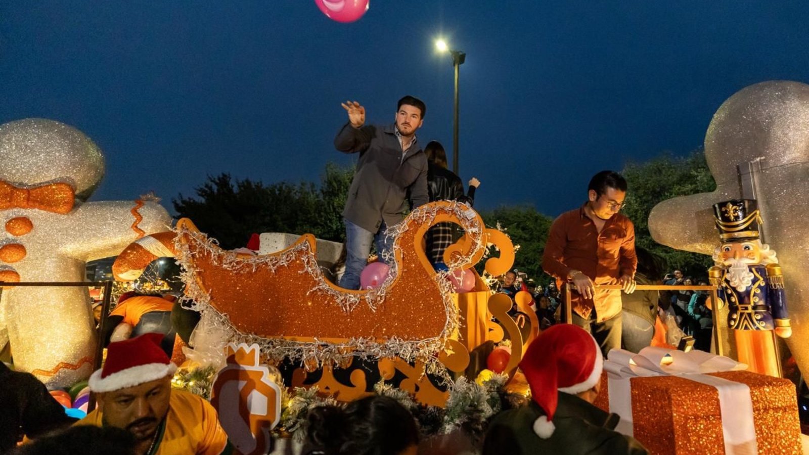 Desfile Navideño 2025 en Juárez Nuevo León.