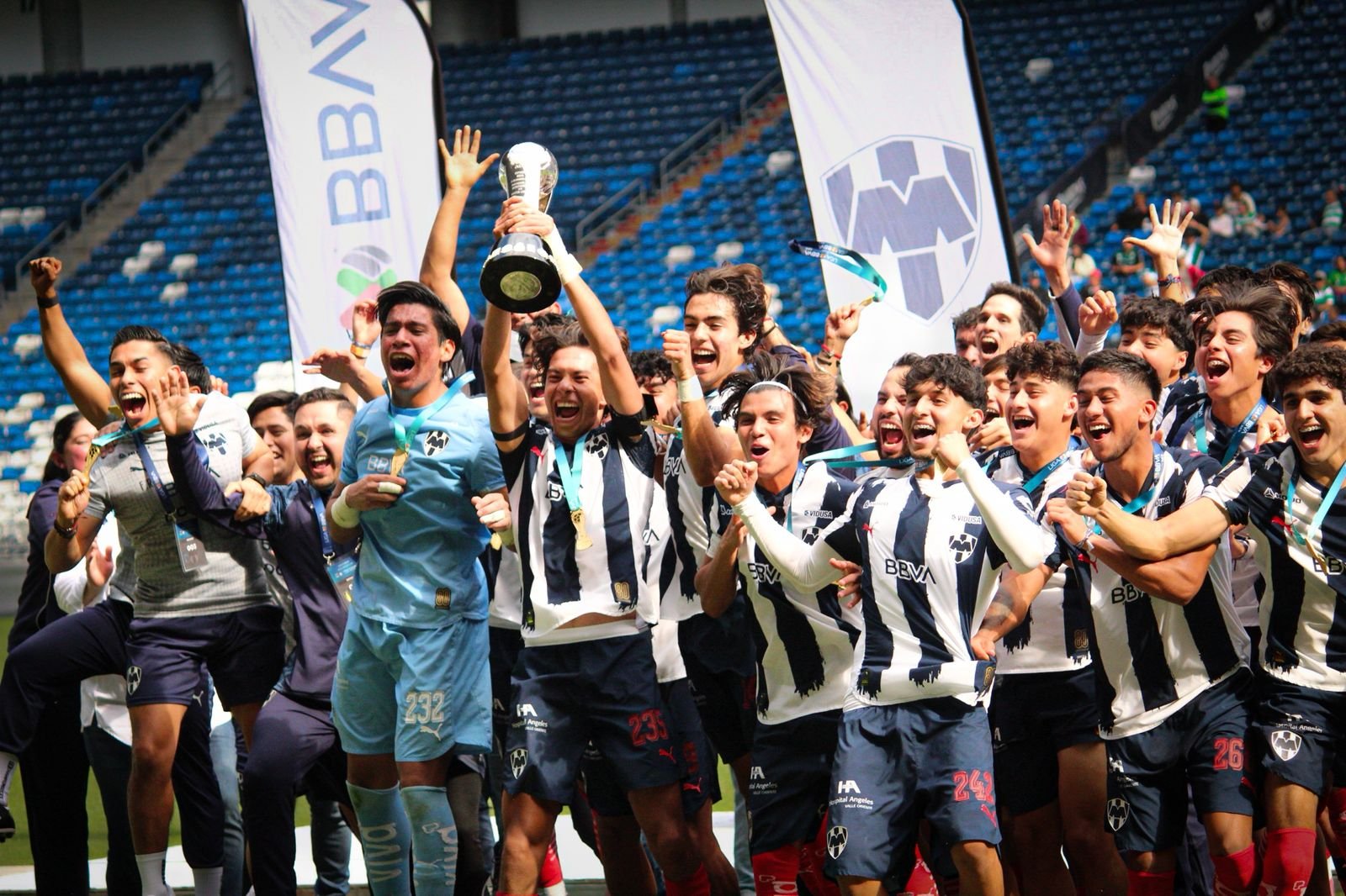 WhatsApp Image 2025-12-08 at 11.31.49 AM