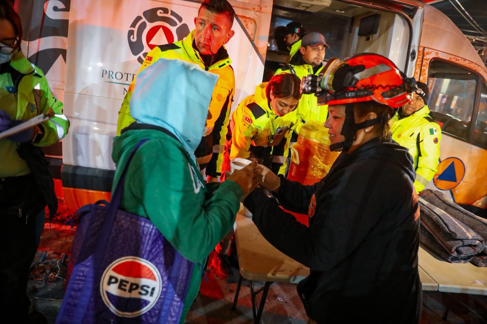 27ed31f5-c5e1-495f-9adb-607c80b1c40c