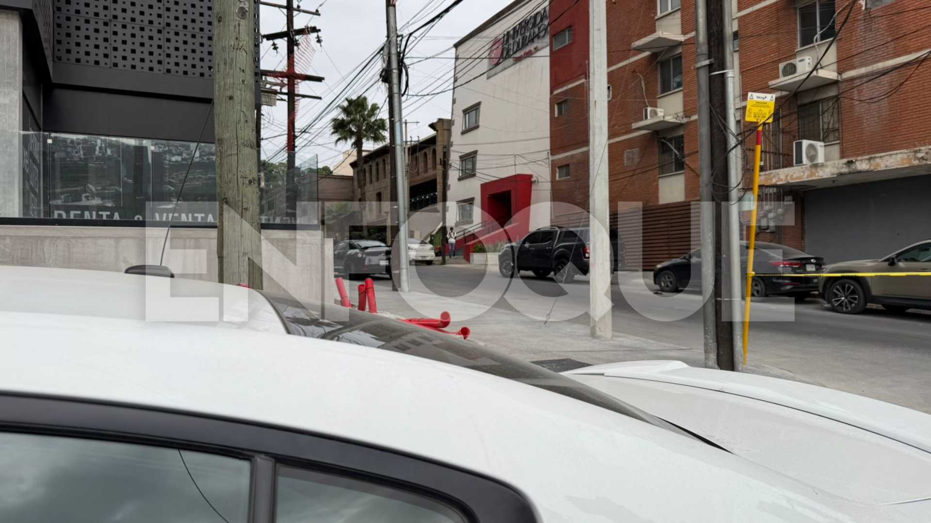 Movilización policiaca por muerte en oficinas jurídicas