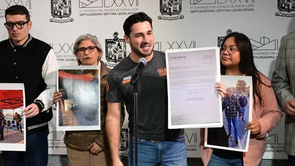 “Policías impiden audiencia ciudadana de Glen Villarreal en Las Puentes, San Nicolás