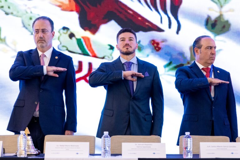 02 EN NL COMERCIO EXTERIOR SE MULTIPLICA; SAMUEL GARCÍA ANTE SECTOR ADUANAL