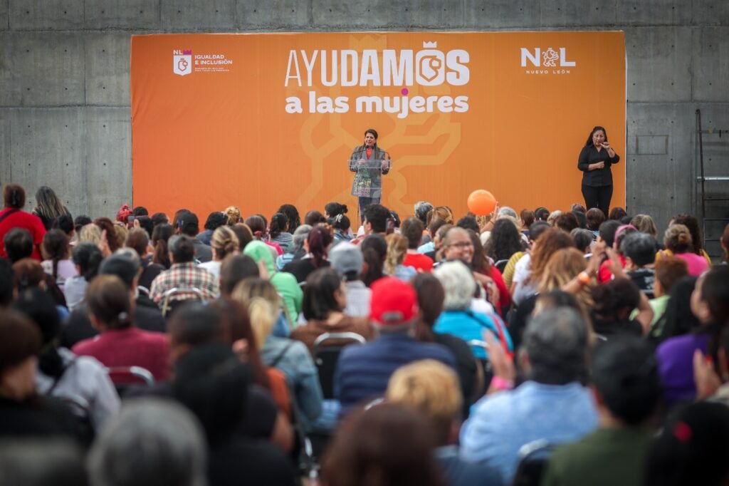 CELEBRAN DÍA DEL AMOR Y LA AMISTAD (2)