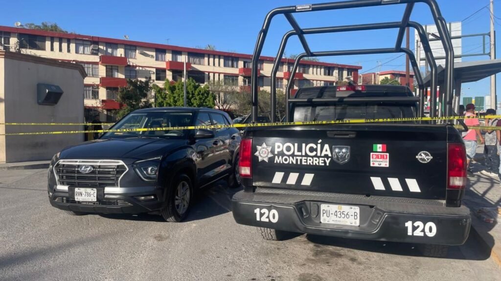 Policía de Monterrey busca a responsables de ataque tras altercado vial