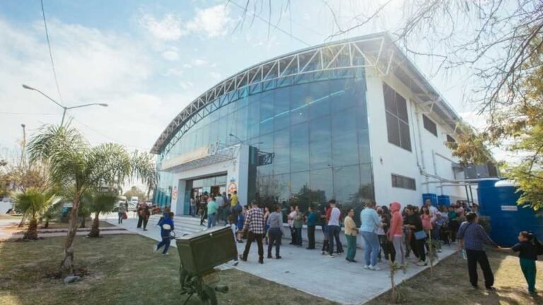 Guadalupe acerca vacunas contra sarampión a colonias