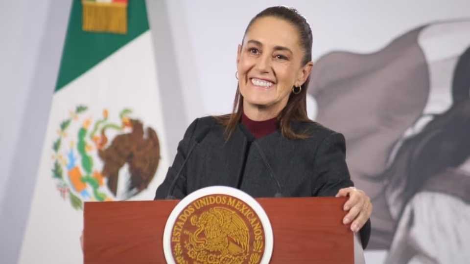 “Claudia Sheinbaum presenta Boxeando por la Paz”.