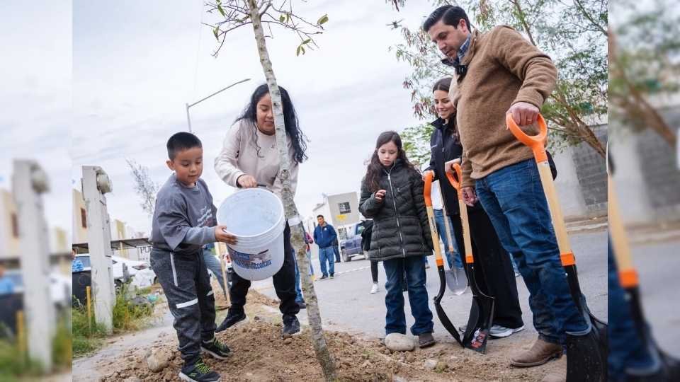 Inicia programa “Adopta un Árbol” en Salinas Victoria