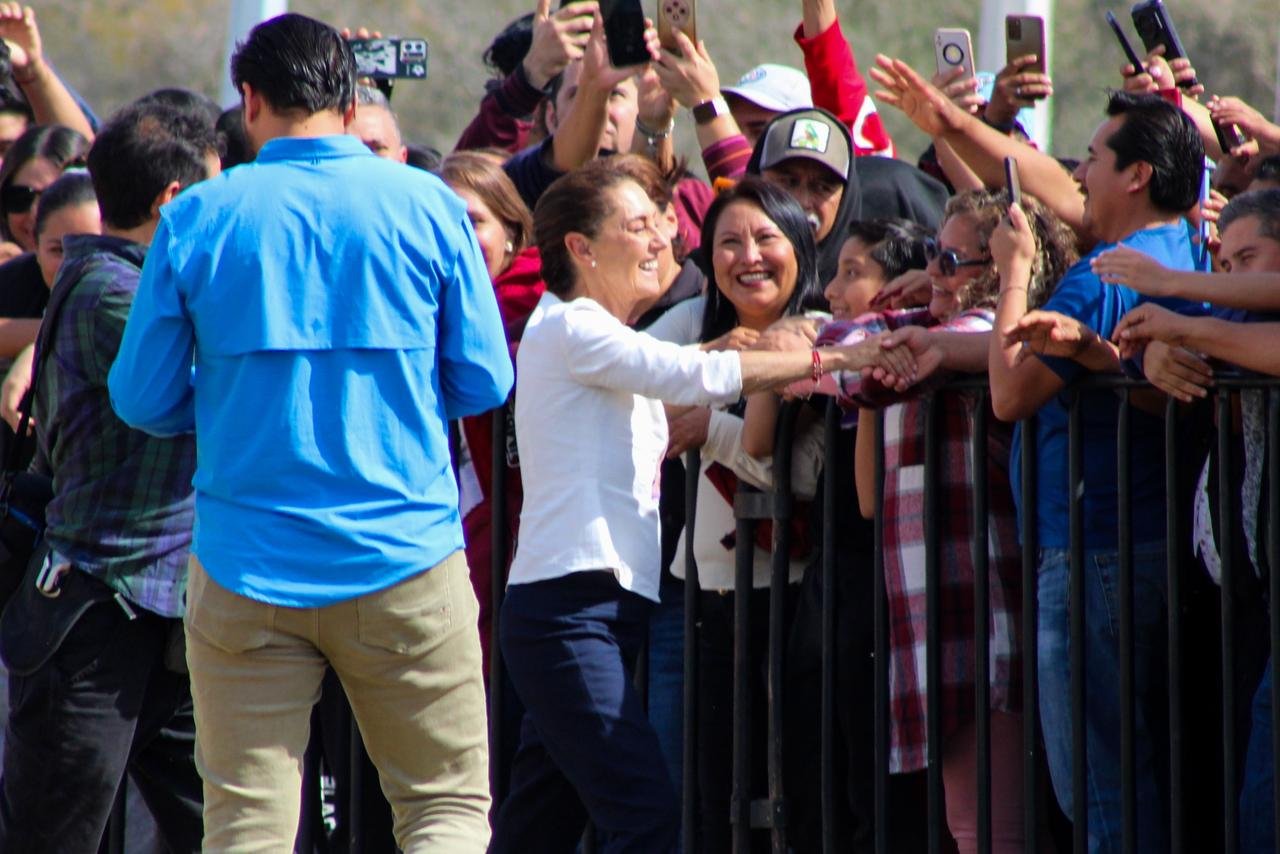 Sheinbaum entrega viviendas en Juárez Nuevo León