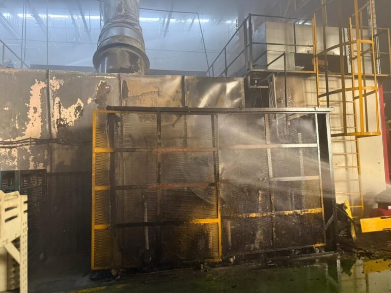 Arde nave industrial en Finsa; investigan causas
