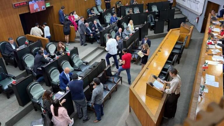 Congreso Nuevo León reforma deudores alimentarios jueces