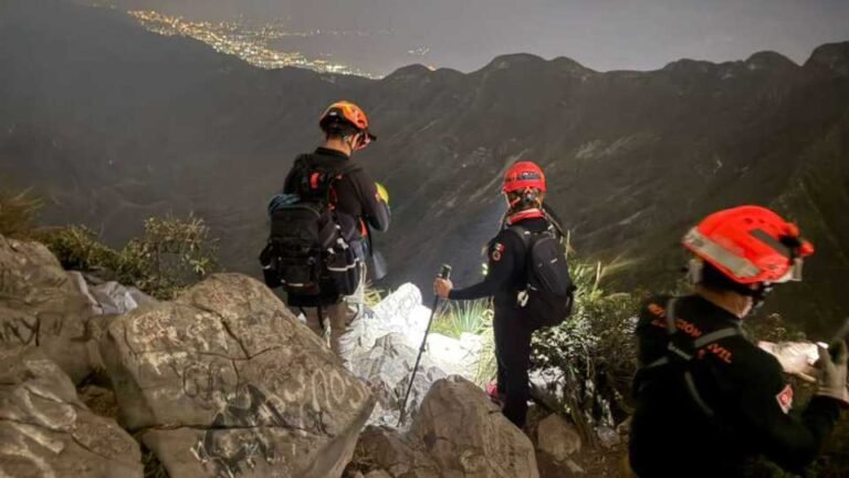 Rescatan a excursionistas en el Cerro de la Silla