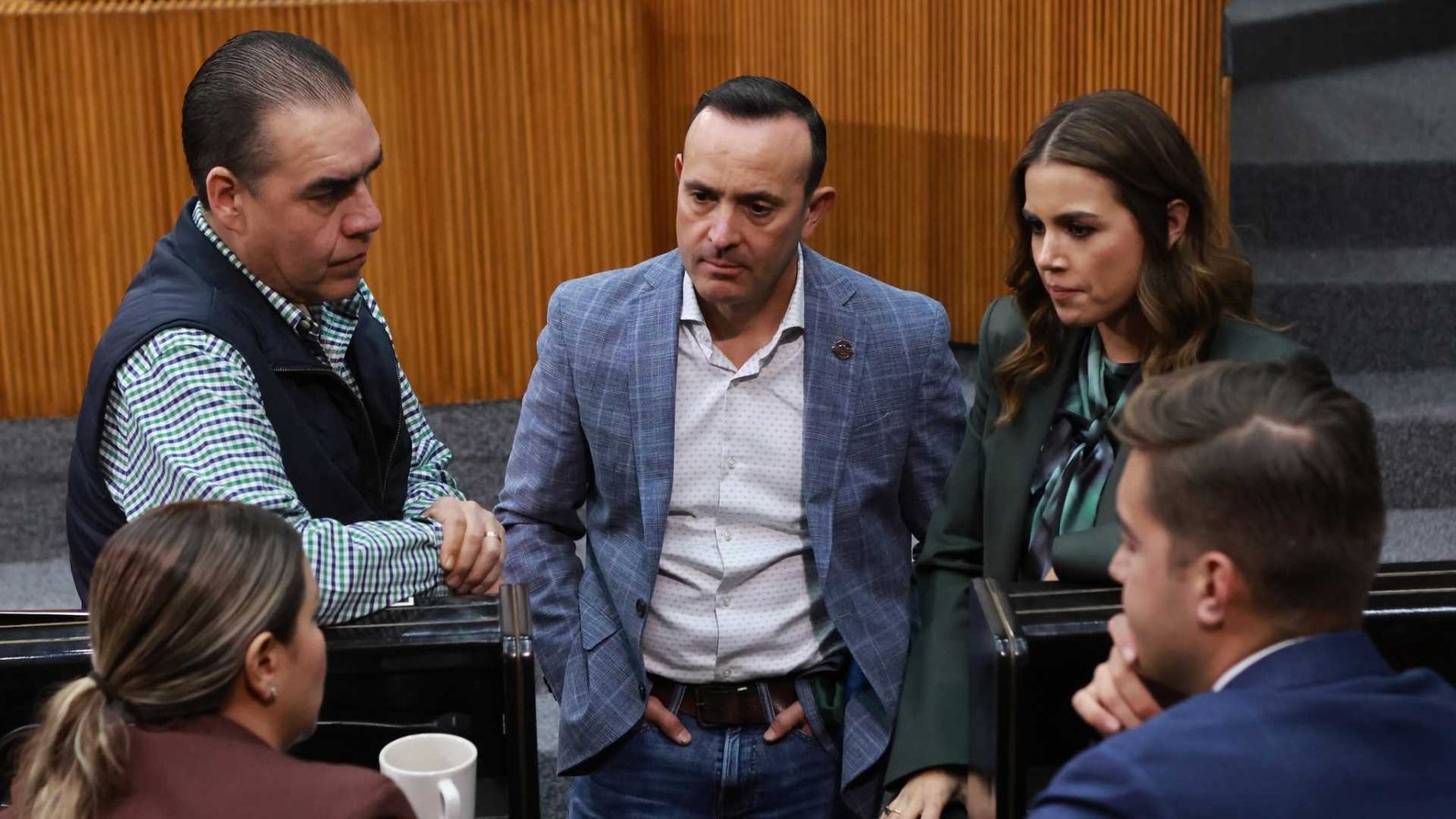 Rechazan diputados de posible aumento a tarifa del transporte urbano en Nuevo León