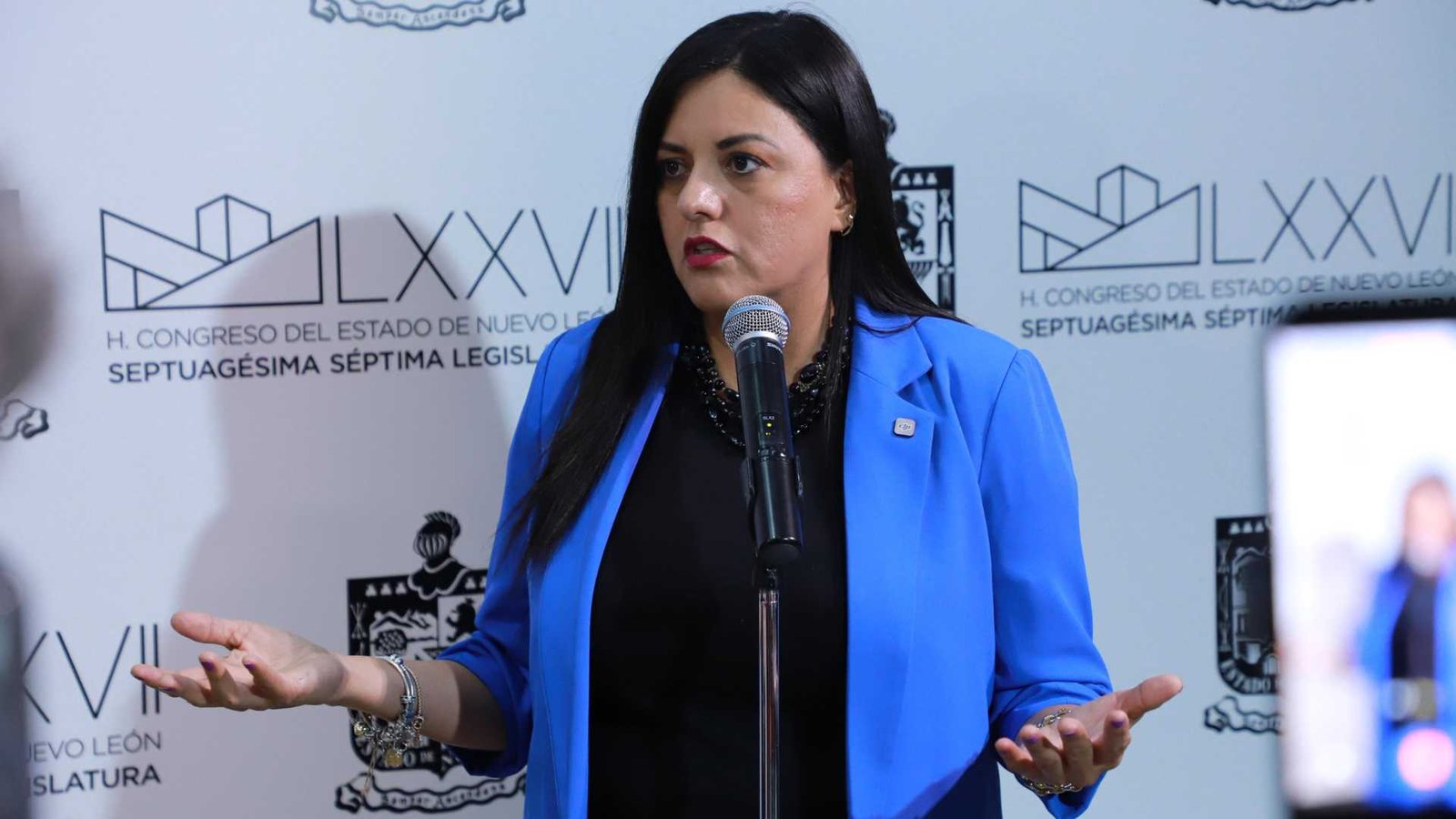 SCJN da luz verde a controversia contra Samuel García