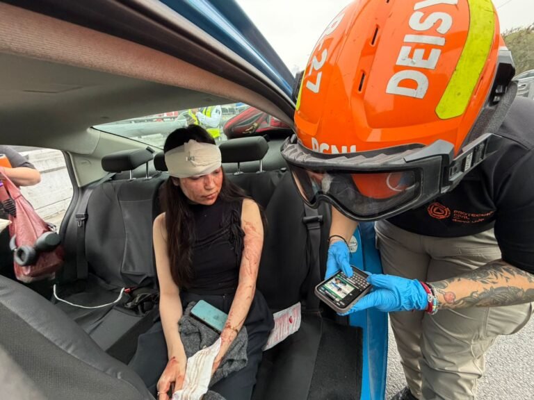 be9a5bf3-782d-46ed-809c-84e00a041c14