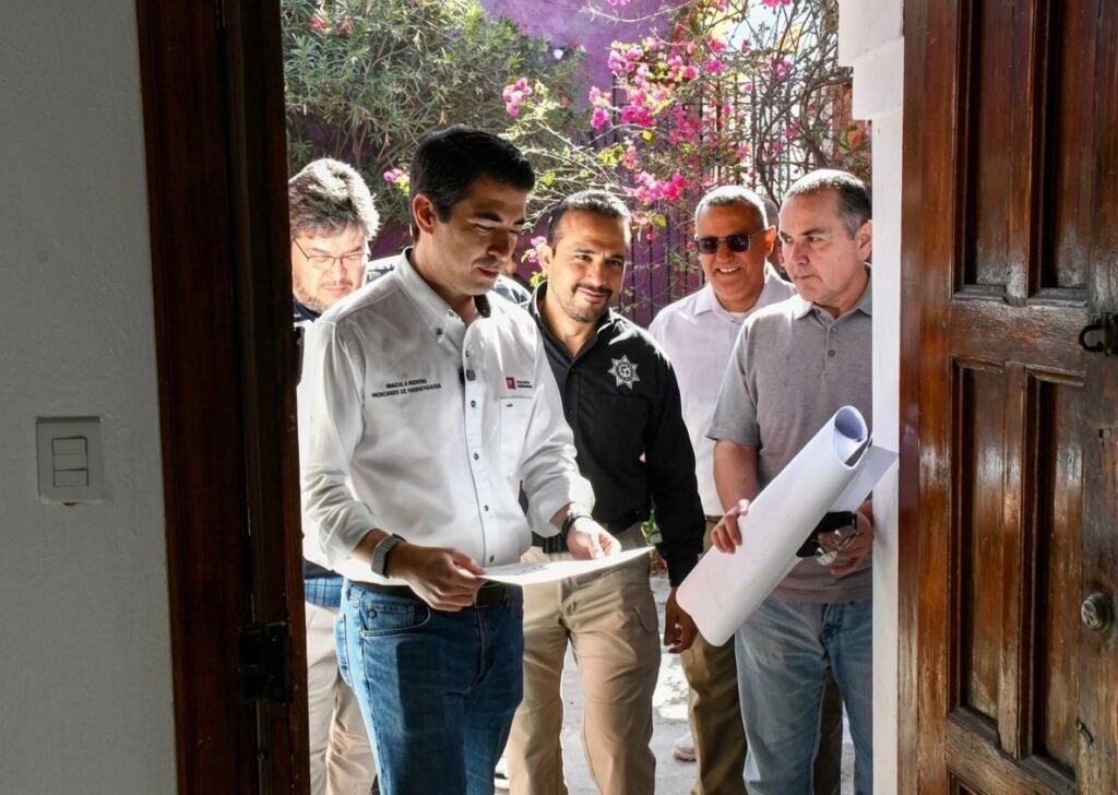 ec2c8742-082a-40cf-a46b-44a8ba609fc2