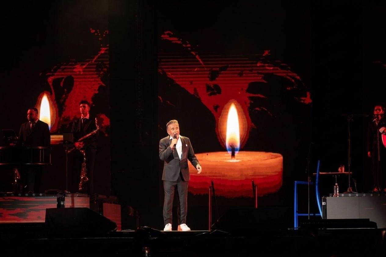 Conquista Ricardo Montaner a Mty con “El Último Regreso Tour” y anuncia nueva fecha