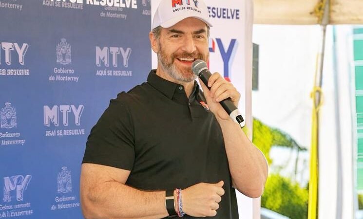 Mantendrá Adrián de la Garza obras en el Arco de Monterrey