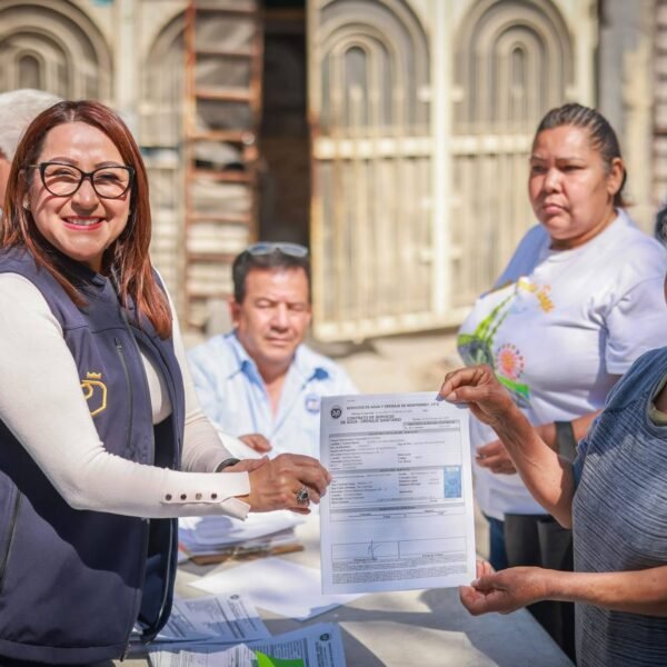 Suma Agua y Drenaje184 mil nuevos contratos en NL