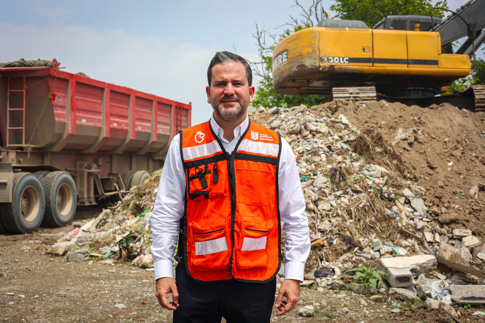 Avanza remediación en Las Sabinitas con más de 1,300 toneladas retiradas