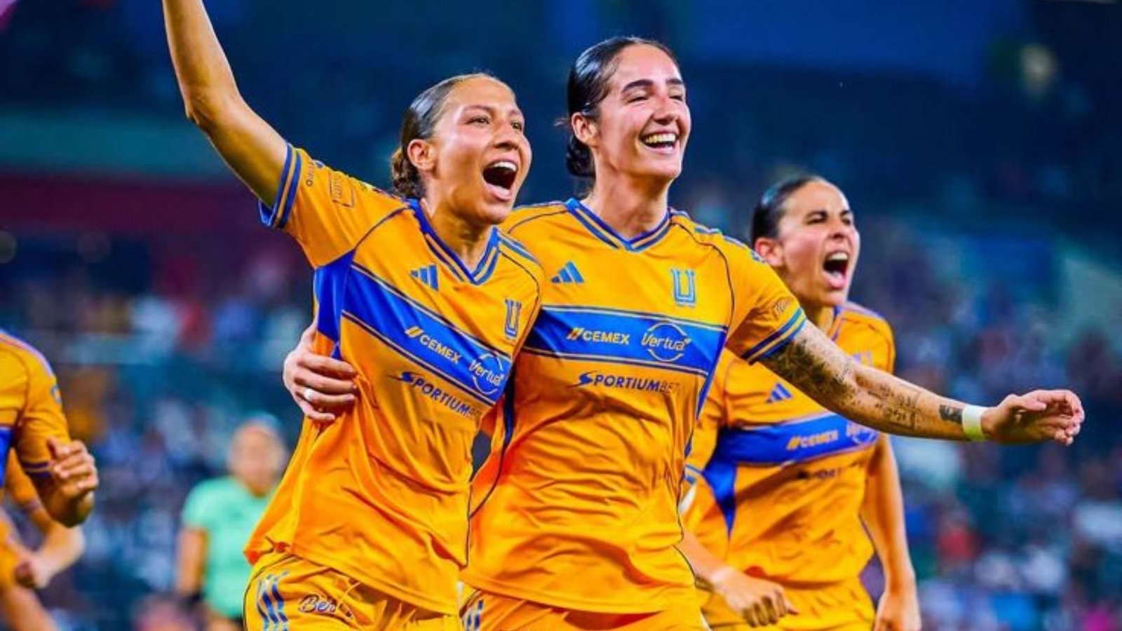 Tigres Femenil rompe el invicto de Rayadas con goleada en el Clásico Regio