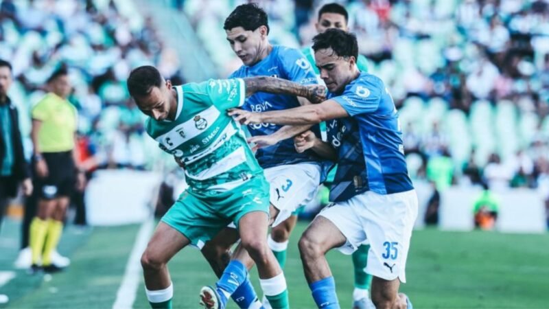 Santos golea 3-0 a Rayados y evidencia su crisis en el Clausura 2026