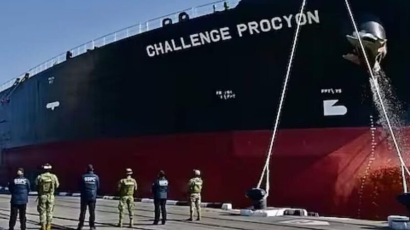 Exmarino ligado a red de combustible ilegal es buscado por autoridades