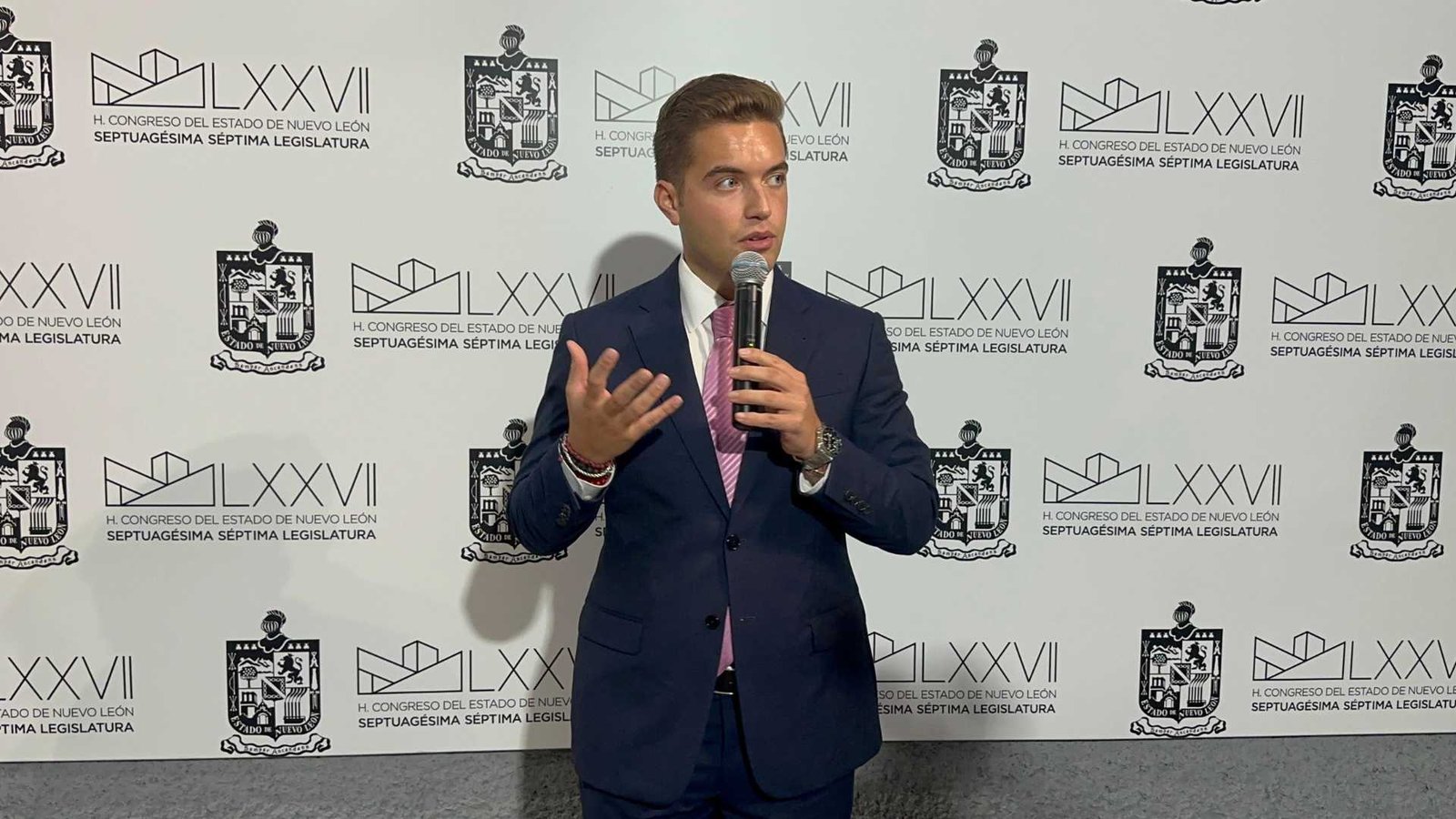 paraderos de camión Nuevo León reforma movilidad