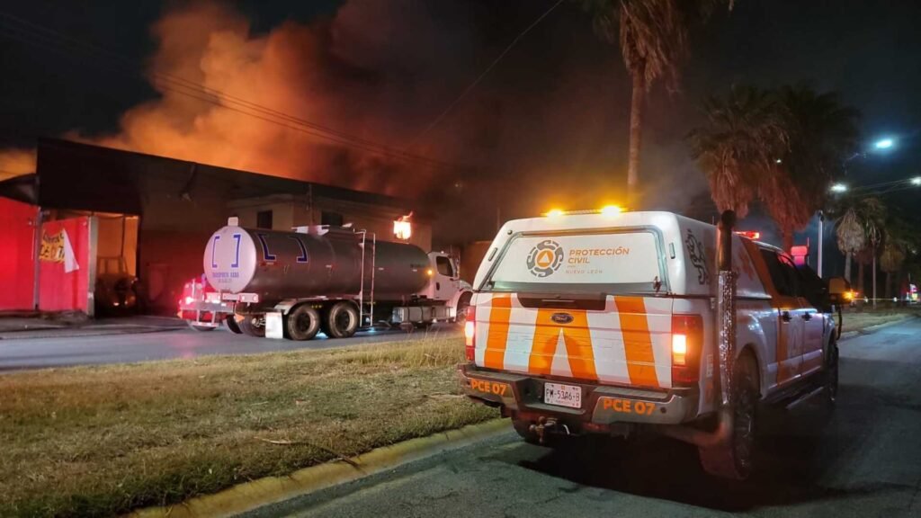 incendio bodega Apodaca parque industrial
